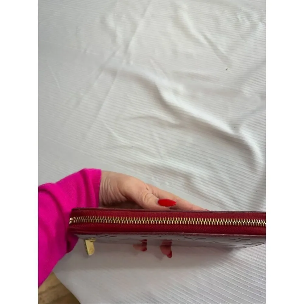 Louis Vuitton Vernis Red Zippy Wallet With Monogram Embossed Patent Leather